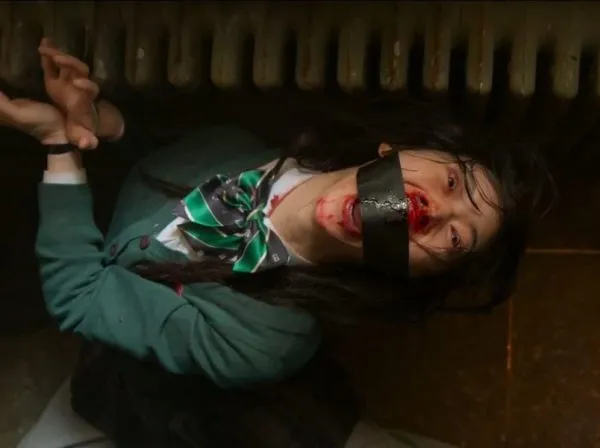 ESTAMOS MUERTOS 7 2 1