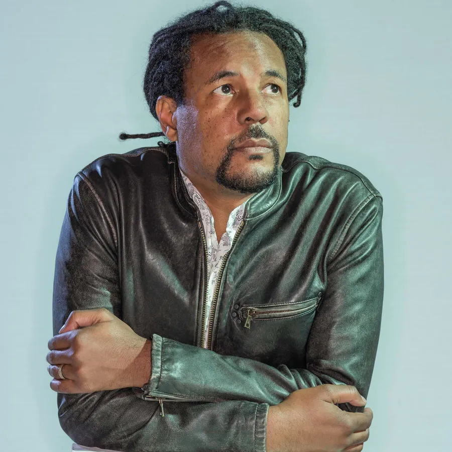 CWpublicityphoto2019 1