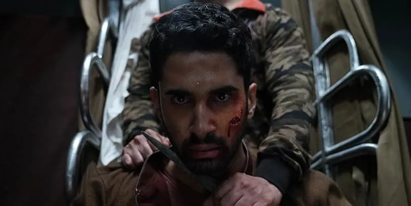 MV5BZDAyNTQ3MGMtYzhkYS00NmMzLWI2ZjUtNjRlNGNmMGYwZDZlXkEyXkFqcGdeQXVyMTEzNTE3MjE4. V1 QL75 UX813