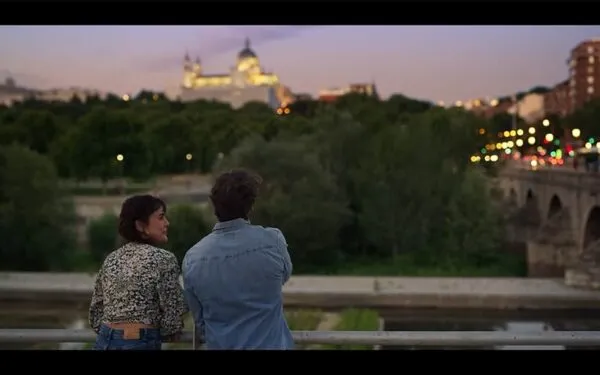 MV5BZjQ5Y2UwNTQtNGVmMS00MzFhLTljZDktYWIxOTFiMjkxZDZlXkEyXkFqcGc@. V1 QL75 UX820