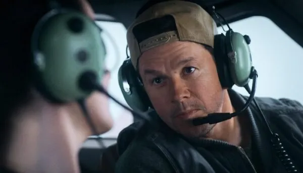 flight risk 712761654 large 1