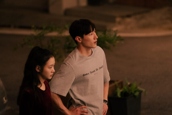 Amor en la Gran Ciudad: Un intrépido K-drama 3 Kim Go-eun y Steve Sanghyun Noh en Amor en la Gran Ciudad