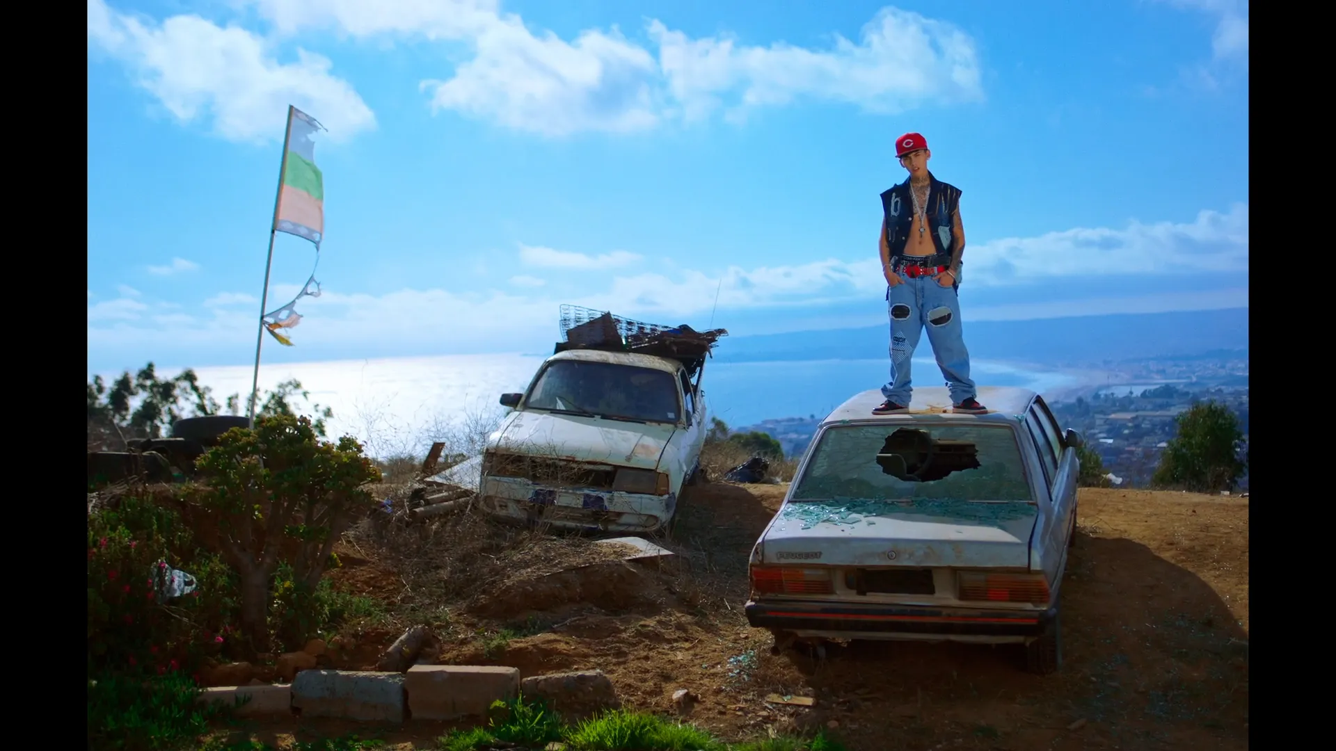 KAYE HD stereo LR 20250613.00 02 00 05.Imagen fija001