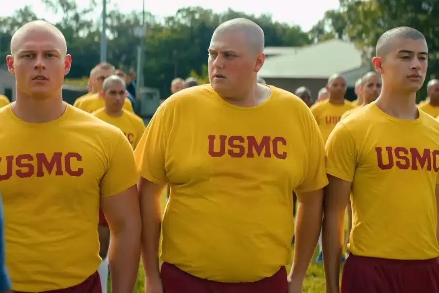 Reclutas Netflix entrenamiento marines camaradería serie