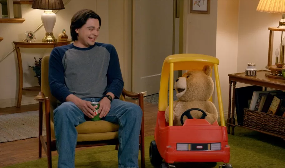 Ted serie temporada 2 Universal Plus promocional